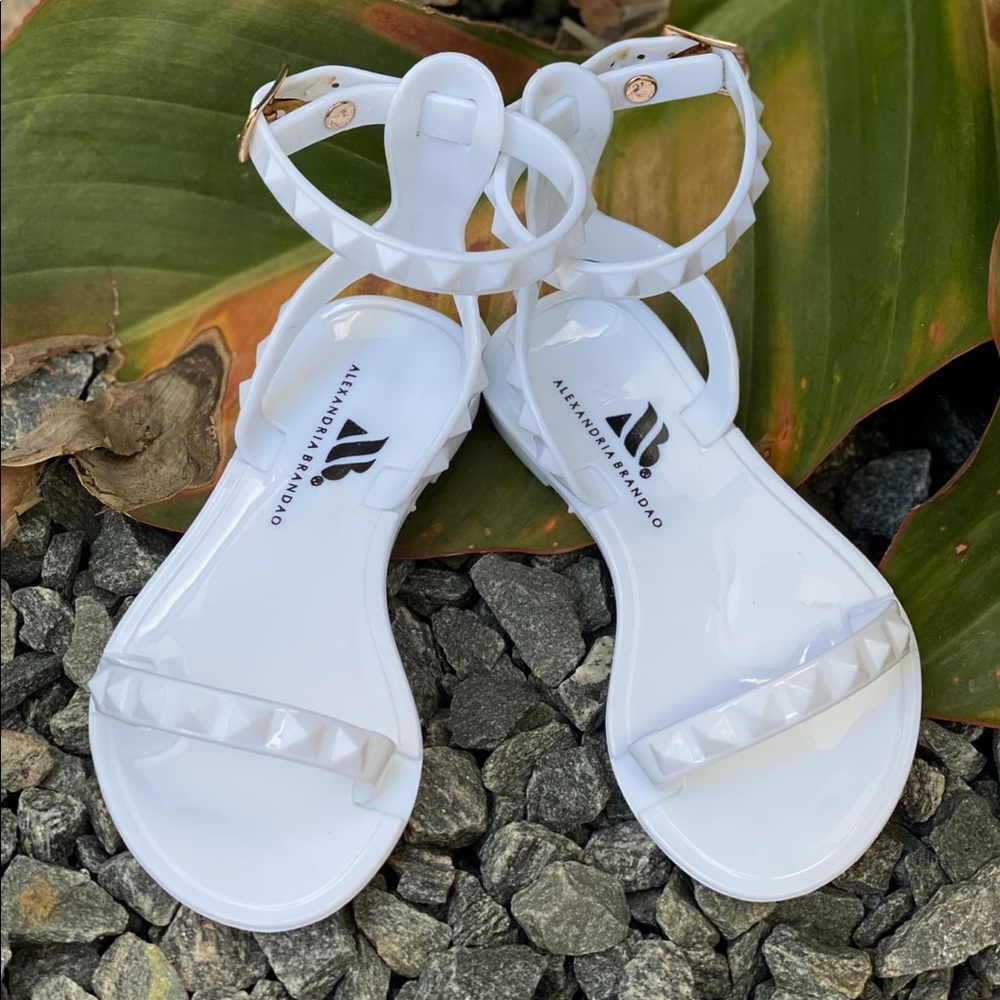 Kids strappy white sandals